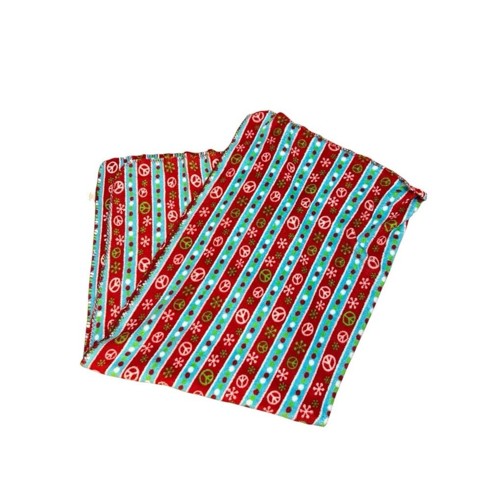 Cozy Christmas Peace Sign Plush Blanket – Red, Blue & Green Holiday Throw